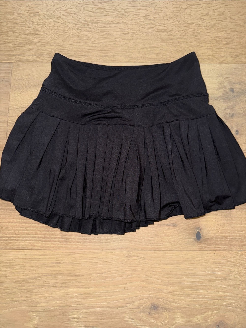 Black Pleated Active Mini Skirt - Everyday Sport Style